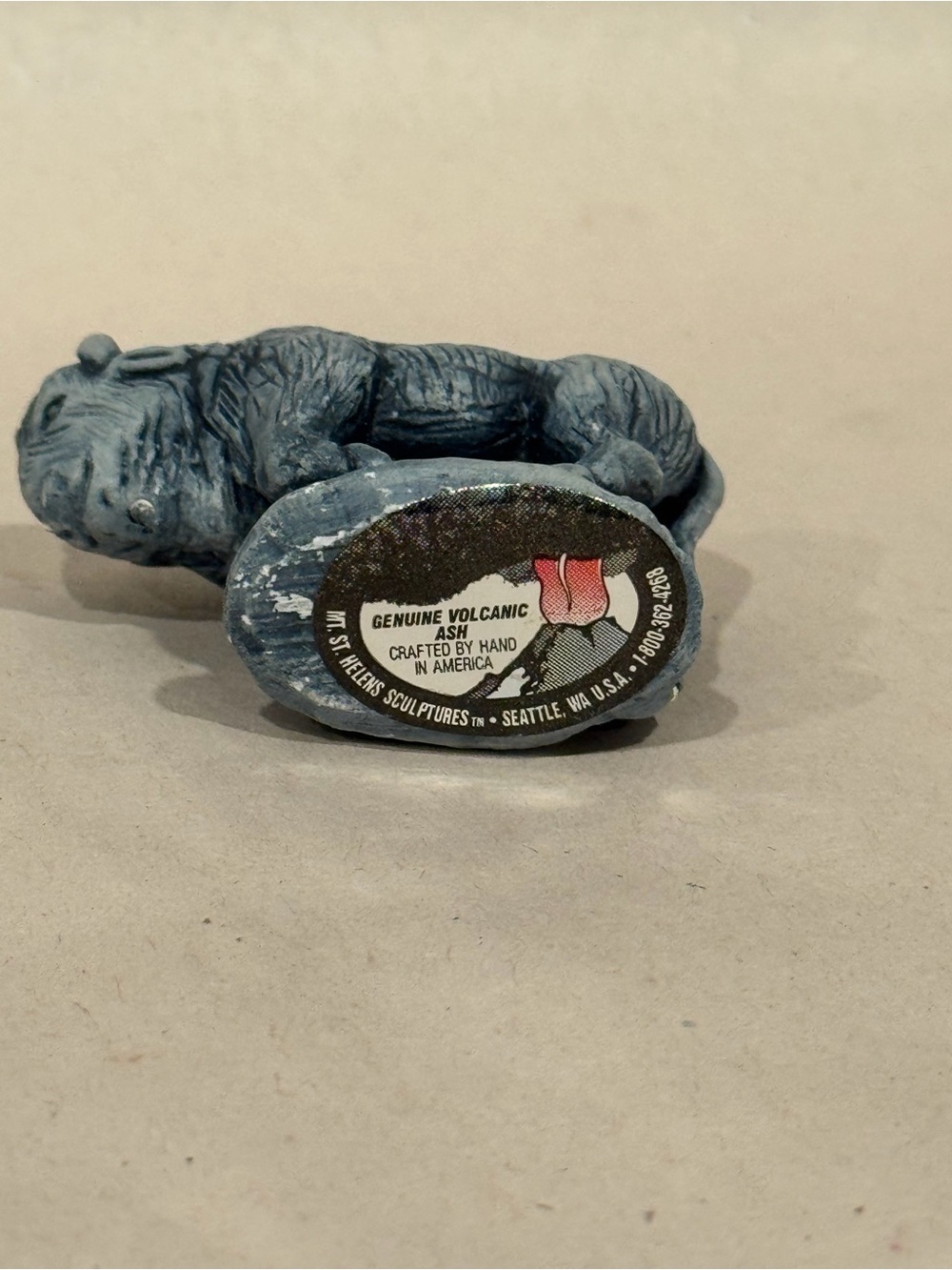 Blue Volcanic Ash Buffalo Bison Handcrafted Figurine From Mount St. Helens USA - Picture 4 of 4